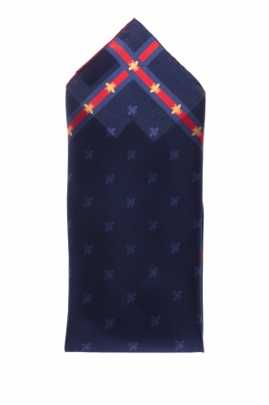 Silk pocket square with decorative pattern, zdjęcie 1 Silk pocket square with decorative pattern od Gucci